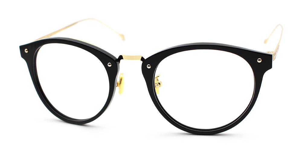 Mila Black Prescription Glasses Face